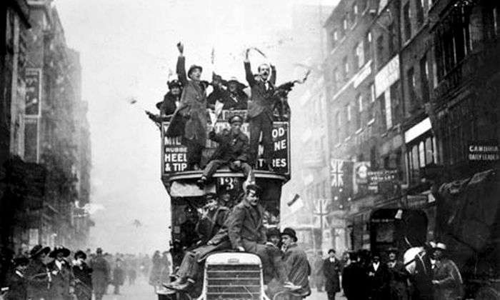 Архівні знімки в день закінчення Першої Світової Війни (31 фото)