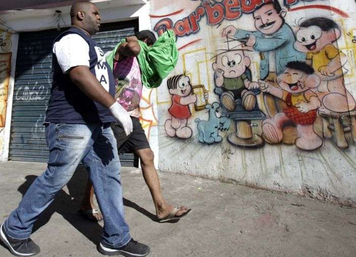 Життя наркоманів Бразилії з несприятливих районів (32 фото)