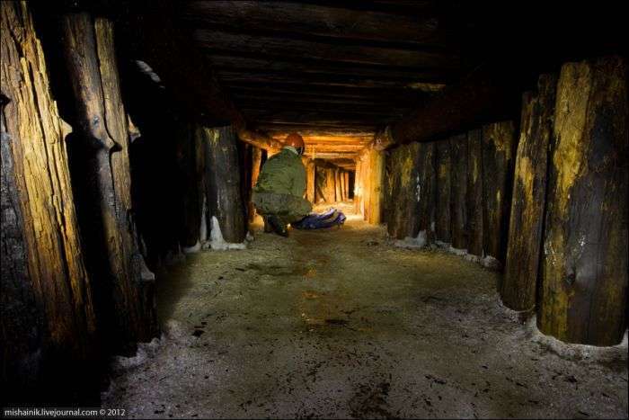 Прогулянка по покинутим підземних виробках (37 фото)