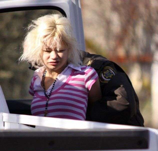 Найдурніша грабіжниця 2012 року (15 фото)