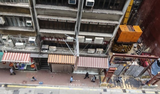 Как выглядит бюджетное жилье в центре Гонконга Интересное